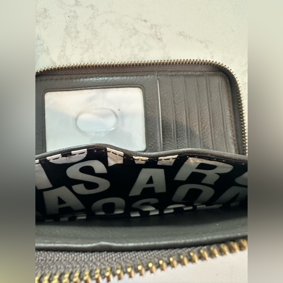 MARC By Marc Jacobs Leather Zip Around Wallet Wristlet Standard Supply Workwear - Picture 6 of 7